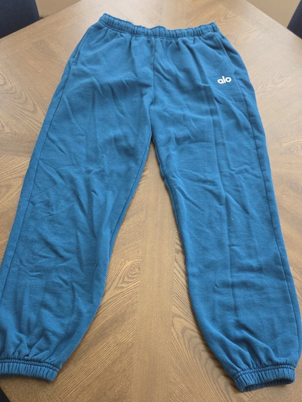Alo Yoga Accolade Jogger in Eclipse Blue sz MEDIUM